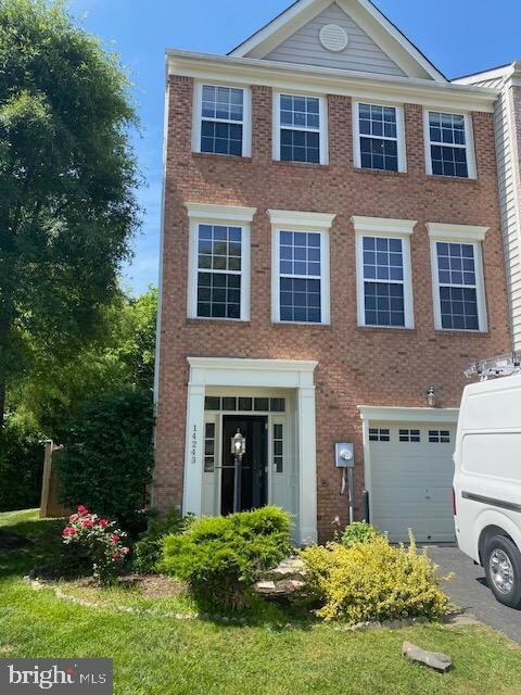 14243 Legend Glen Ct, Gainesville, VA 20155 - photo 2