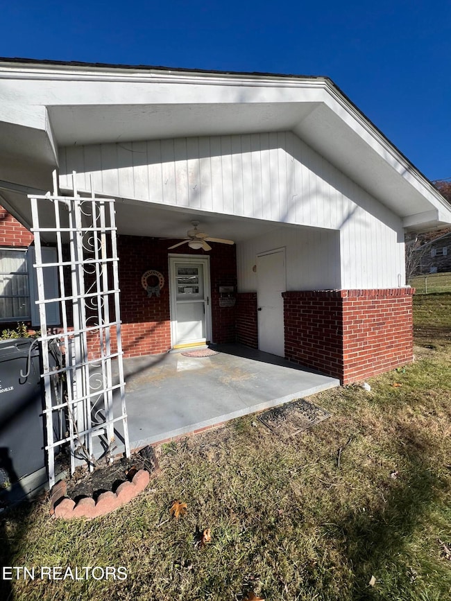 1700 Francis Rd, Knoxville, TN 37909 - photo 7