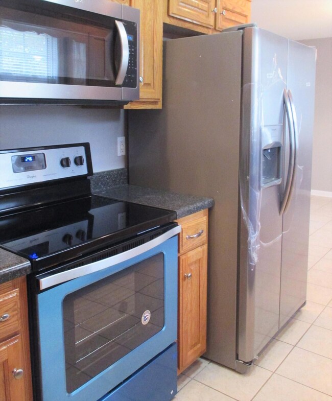 704 Oakdale St, Manchester, TN 37355 - photo 7