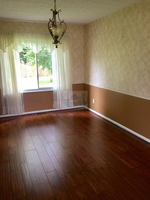 1220 Lynne Ave, Bucyrus, OH 44820 - photo 5