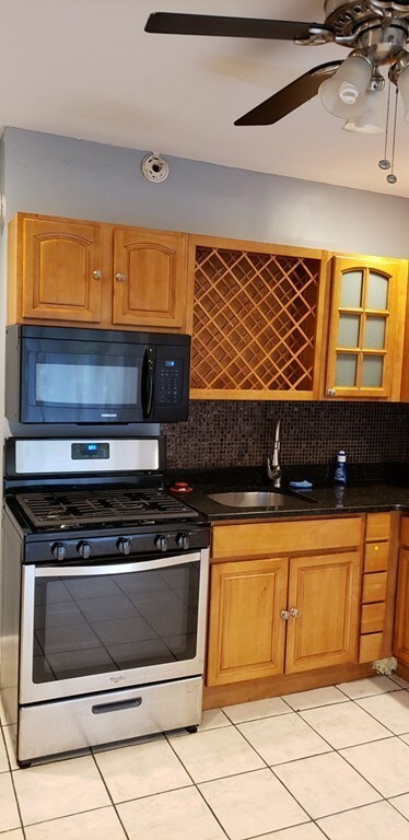 16 Mayfair St unit 2, Roxbury, MA 02119 - photo 4