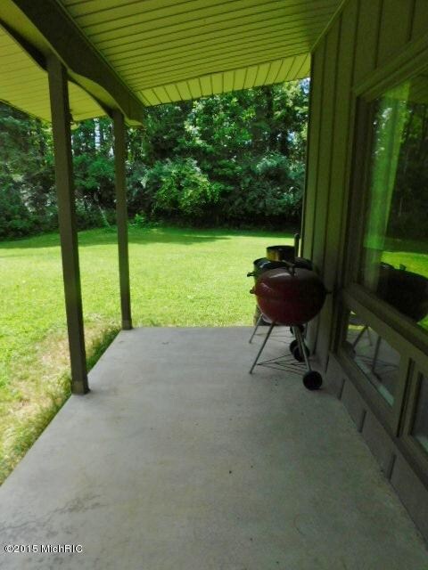 1306 Platt St, Niles, MI 49120 - photo 5