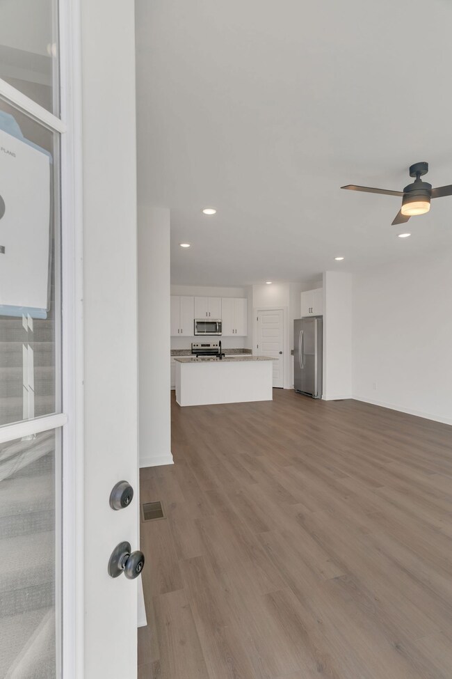 308 Cedar St unit 2, Lebanon, TN 37087 - photo 5