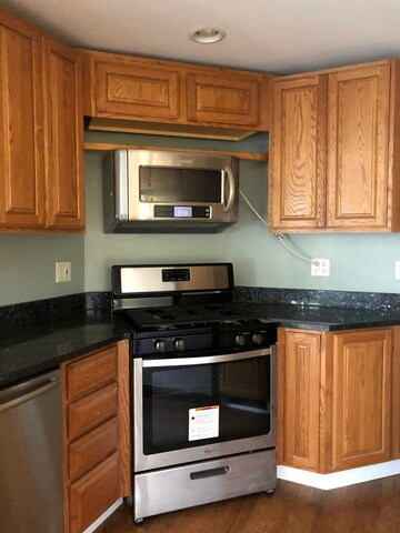 10916 W Macarthur Dr, Beach Park, IL 60087 - photo 4