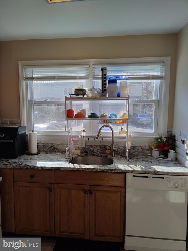 16 Tavistock Dr, Little Egg Harbor Township, NJ 08087 - photo 4