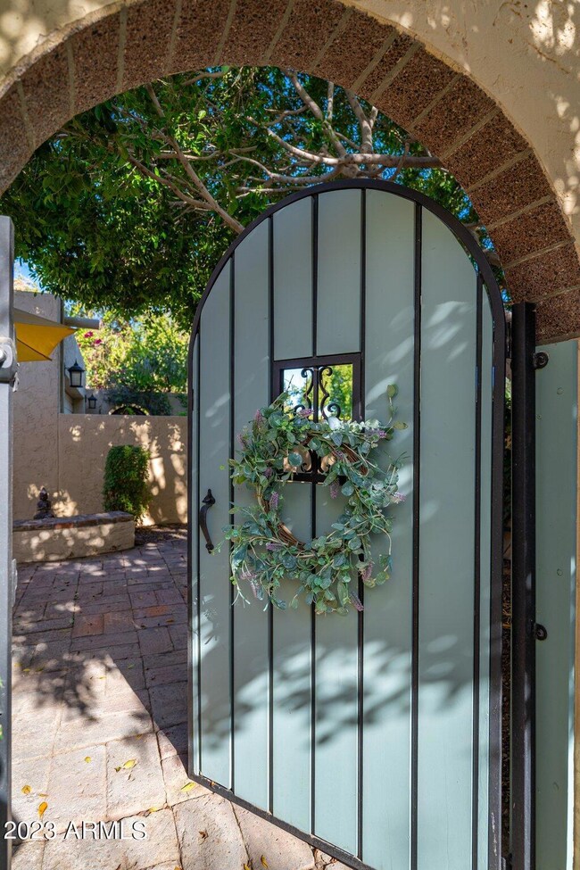 Rarely available patio home in N Central
