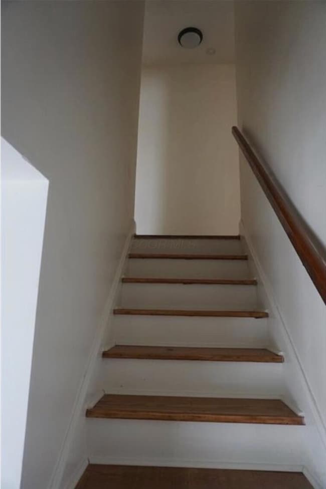 1383-1385 E Hudson St, Columbus, OH 43211 - photo 7