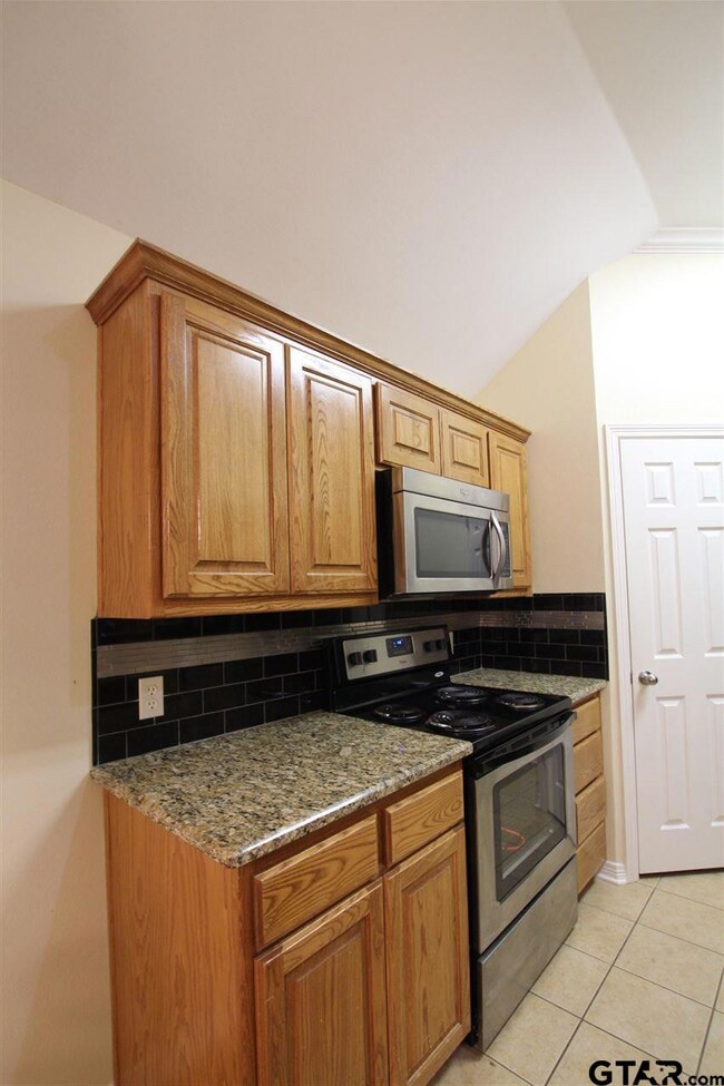 3150 3150 Vineyard, Tyler, TX 75701 - photo 6