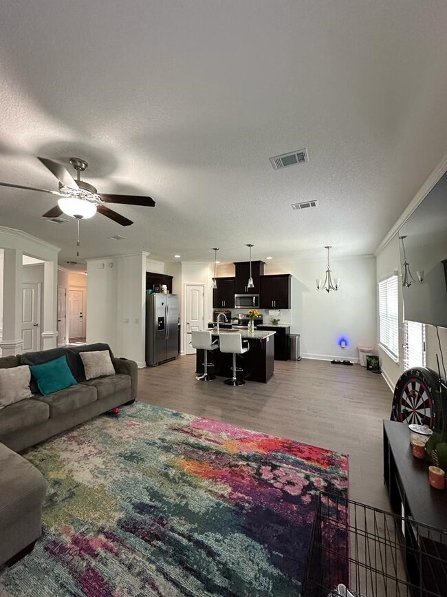 673 Fairview Cir, Hinesville, GA 31313 - photo 5