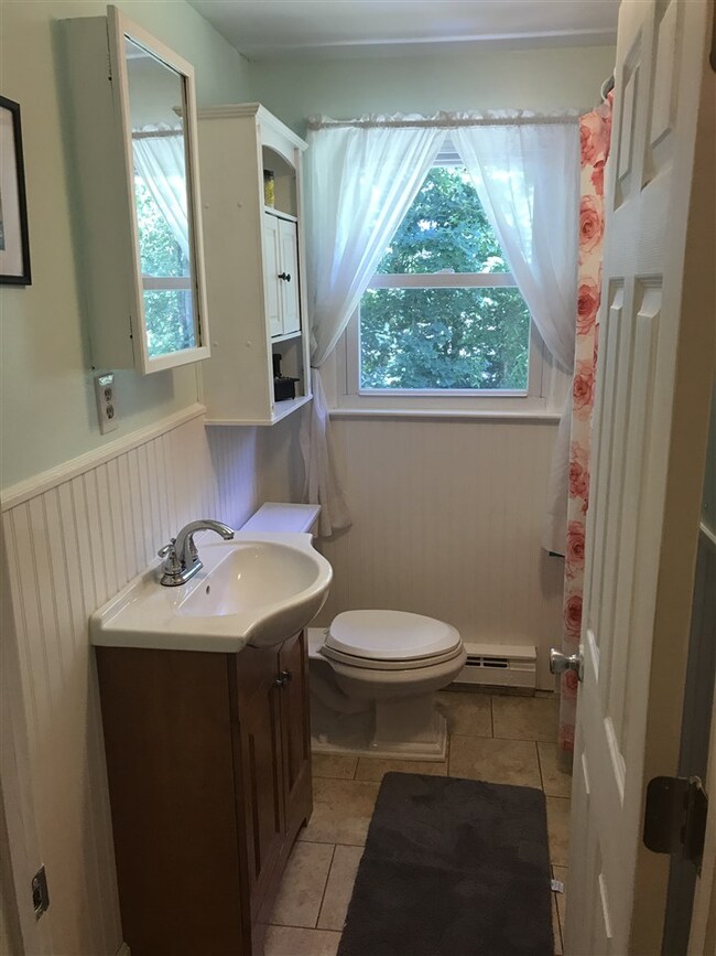 52 Boulder Dr unit 7, Londonderry, NH 03053 - photo 6