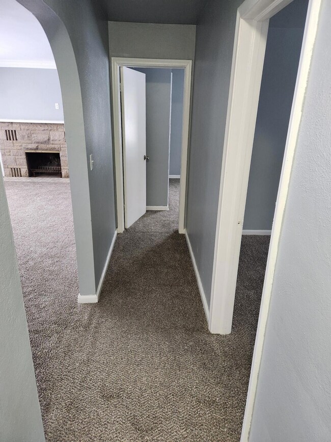 1733 Jarman St, Muskegon, MI 49442 - photo 7