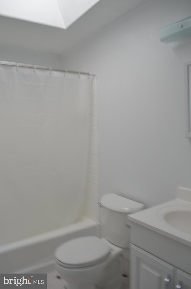 1354 Maple Ave, Elsmere, DE 19805 - photo 5