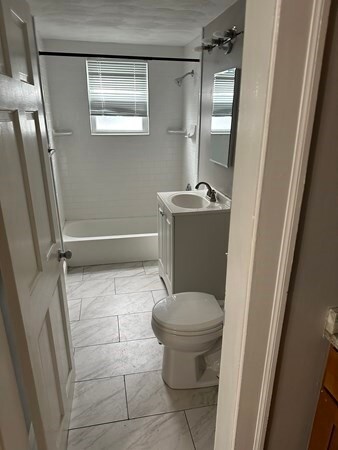 139-141 Walnut St unit 141, Lynn, MA 01905 - photo 2