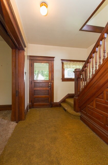 410 Iowa St, Cedar Falls, IA 50613 - photo 5