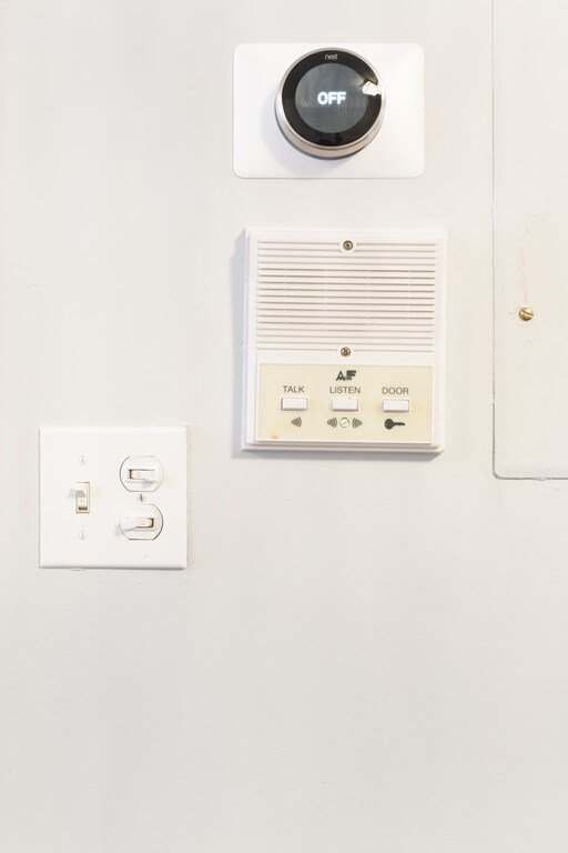 11 Noyes Place unit 4, Boston, MA 02113 - photo 7