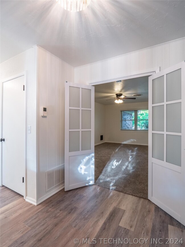 1805 Cardinal Ln, McAlester, OK 74501 - photo 4