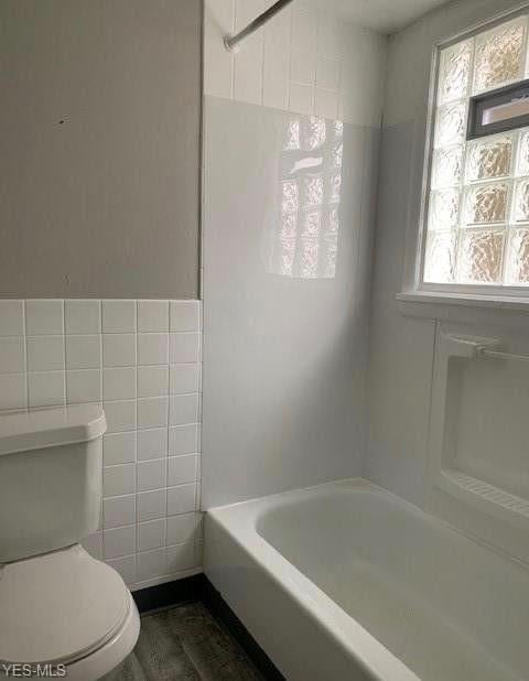 29407 Euclid Ave unit 29411, Wickliffe, OH 44092 - photo 3