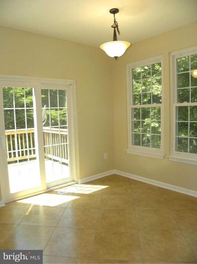 10500 Elders Hollow Dr, Bowie, MD 20721 - photo 7