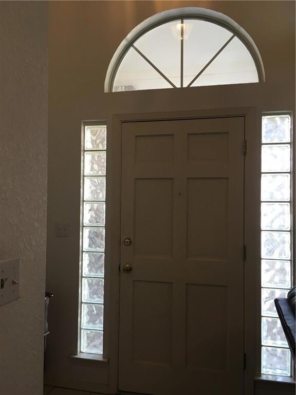 386 Brill Cir, Horizon City, TX 79928 - photo 3