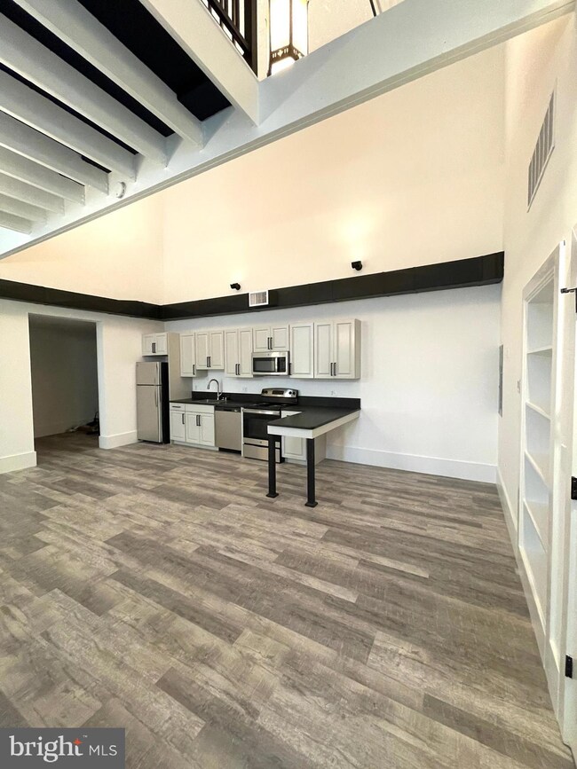 177 Chestnut St unit 6, Spring City, PA 19475 - photo 5