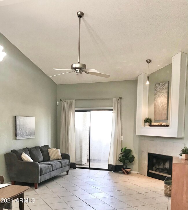 1718 S Longmore unit 26, Mesa, AZ 85202 - photo 5