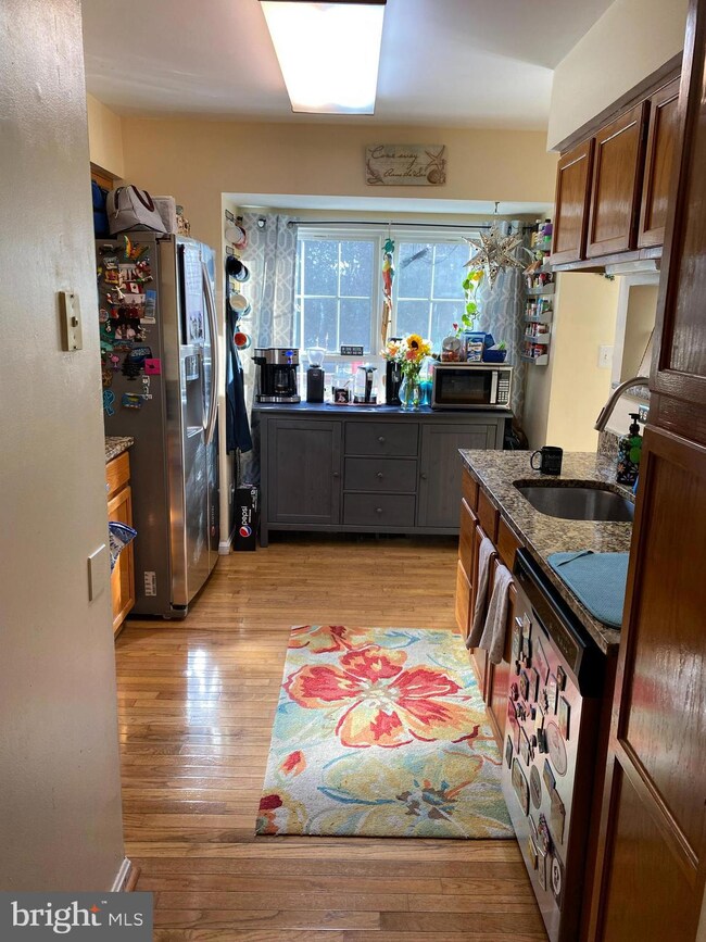 16969 Point Pleasant Ln, Dumfries, VA 22026 - photo 3