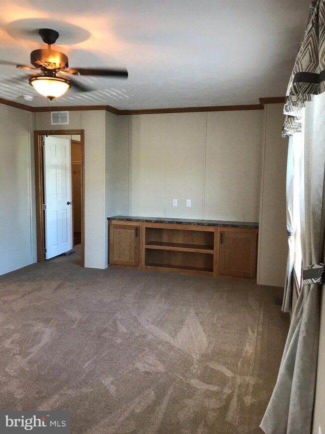 6246 Nugget Way, Saint Thomas, PA 17252 - photo 5