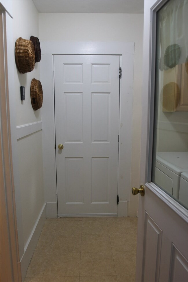 8 Earley St unit 23, Nashua, NH 03060 - photo 3