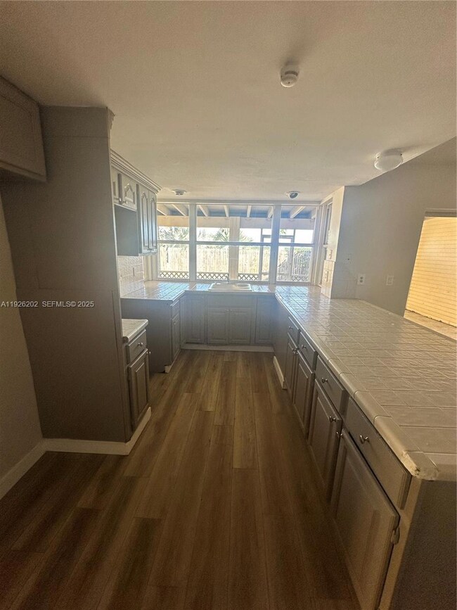 27347 SW 117th Place, Homestead, FL 33032 - photo 7