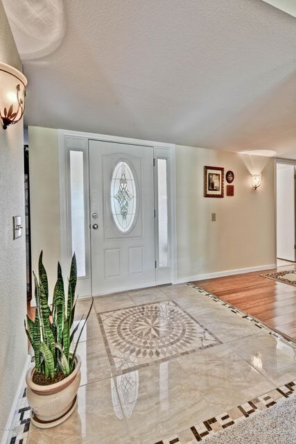 9862 W Highwood Ct, Sun City, AZ 85373 - photo 6