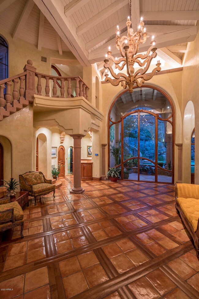 04 Entry Foyer