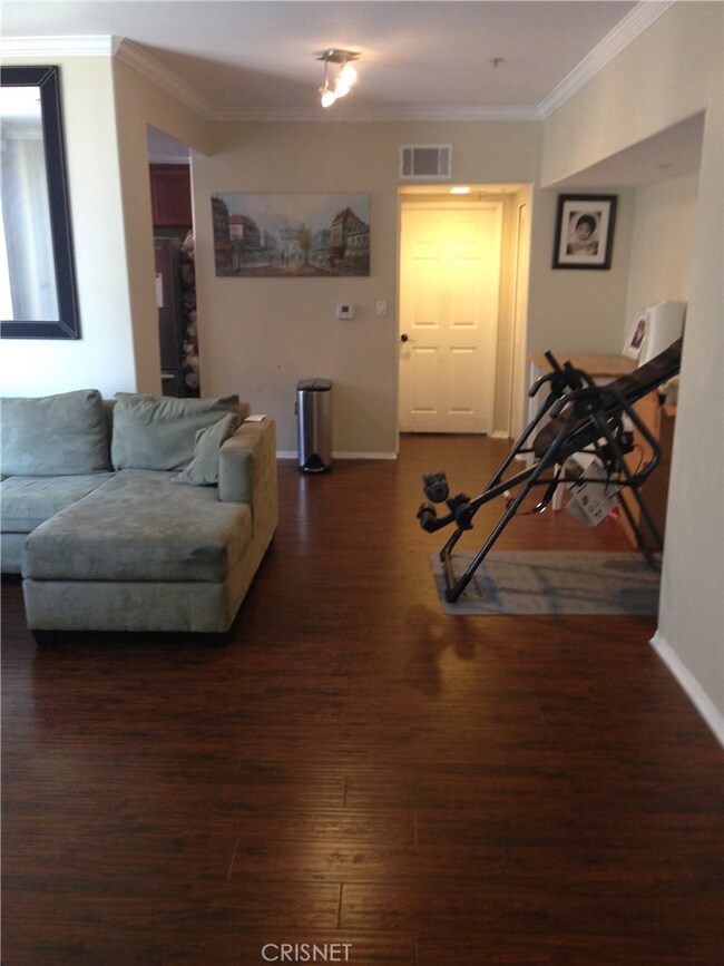 5220 Premiere Hills Cir unit 113, Woodland Hills, CA 91364 - photo 3