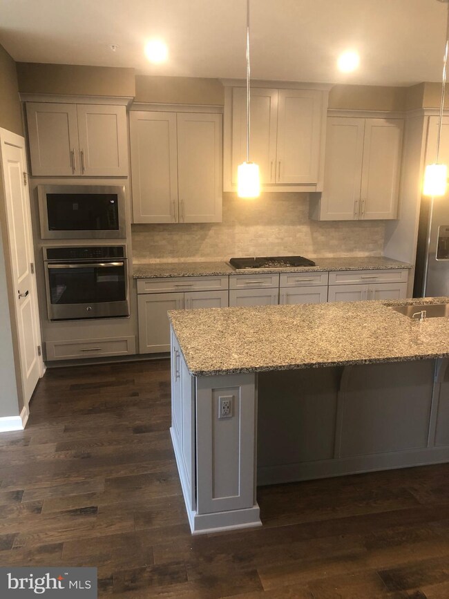 43391 Ghazwa Square, Ashburn, VA 20148 - photo 3