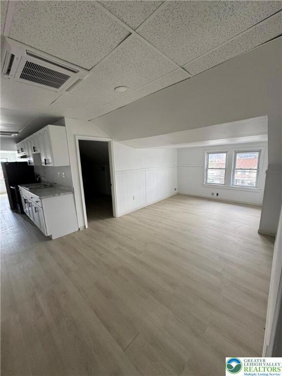 2 W Market St unit 4 3rd FL, Gratz, PA 17030 - photo 4