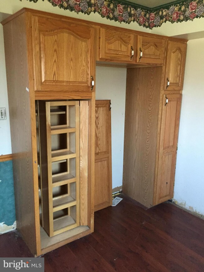 227 Edward Dr, Martinsburg, WV 25404 - photo 7