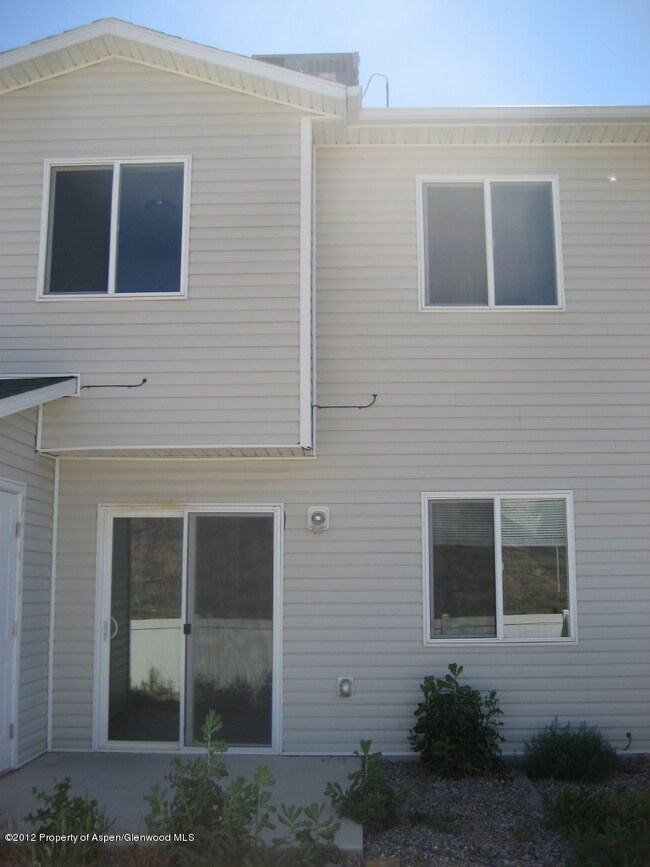 rear 46 Cliff View