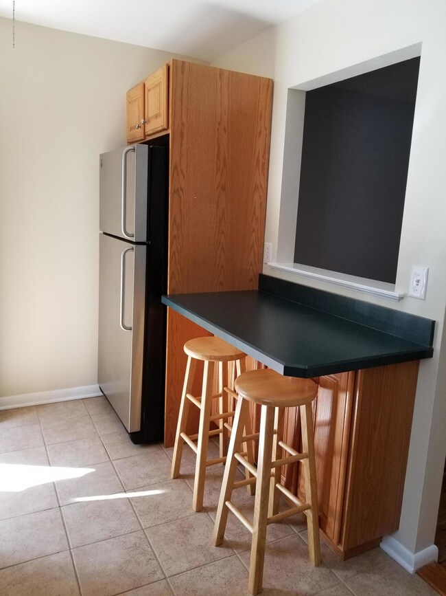 321 Spring St unit 21, Red Bank, NJ 07701 - photo 3