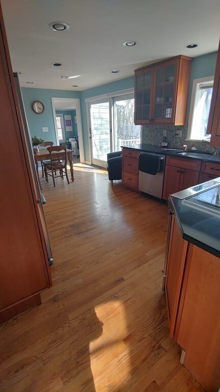 94 Parker Ave unit 1, Newton Highlands, MA 02461 - photo 7