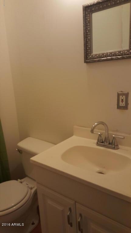 2317 N Mitchell St unit C, Phoenix, AZ 85006 - photo 7