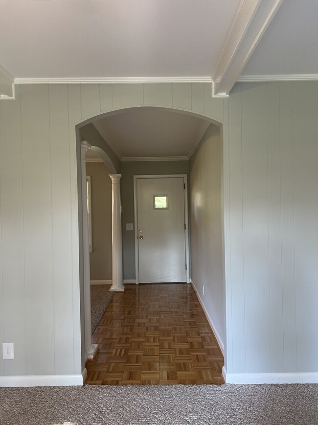 401 Shadow Dr, Shelbyville, TN 37160 - photo 2