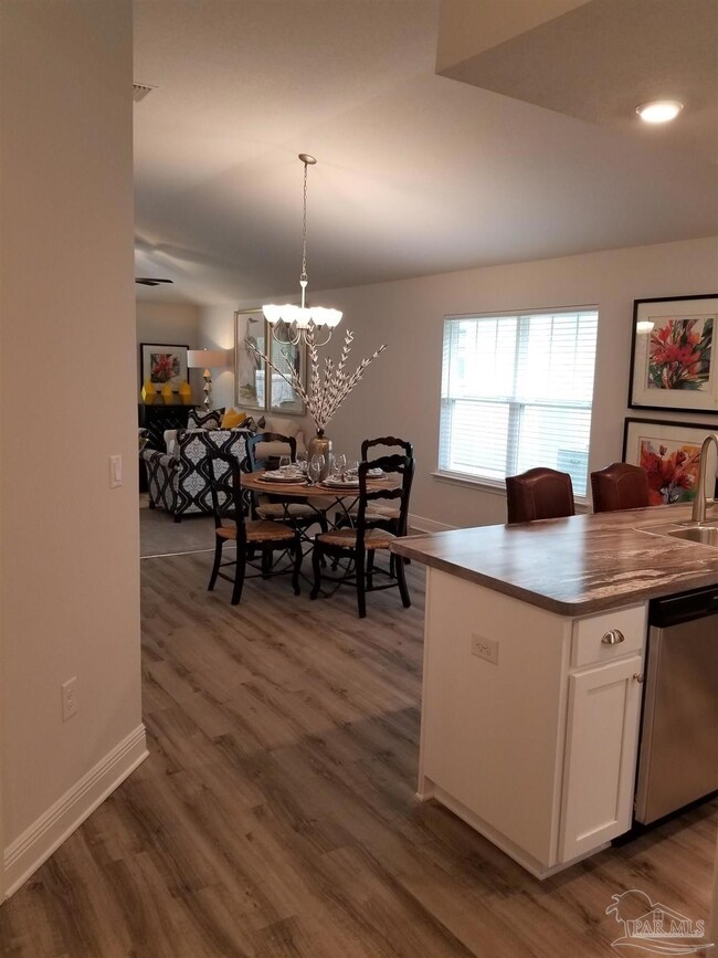 1070 Brimwood Cir unit 10A, Cantonment, FL 32533 - photo 3