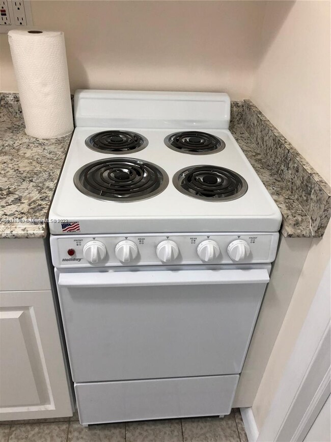 6530 W 2nd Ct unit 1, Hialeah, FL 33012 - photo 7