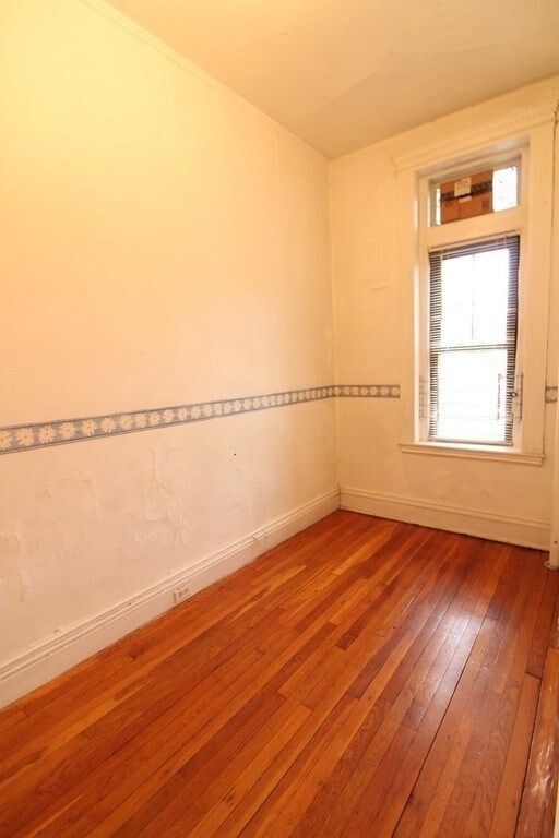 382 Riverway unit 2, Boston, MA 02115 - photo 5