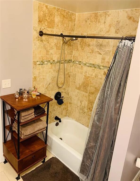 515 S 3rd Ave W, Newton, IA 50208 - photo 5