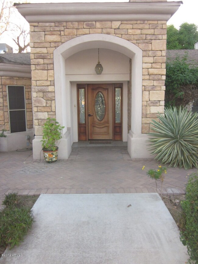 7842 N 16th Ln, Phoenix, AZ 85021 - photo 2