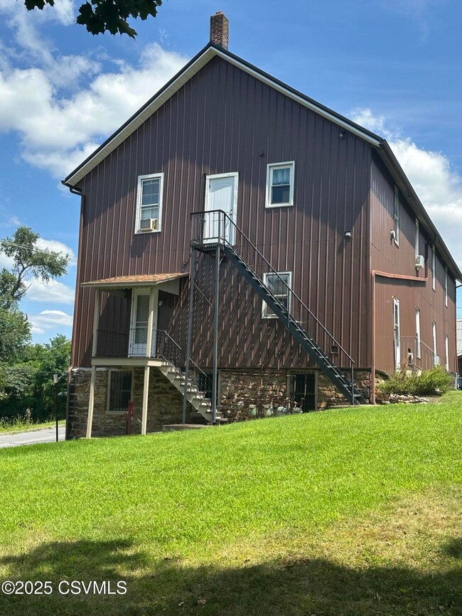 101 Sherman St, Muncy, PA 17756 - photo 3
