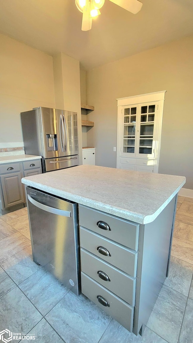 120 N East St, Sigourney, IA 52591 - photo 6