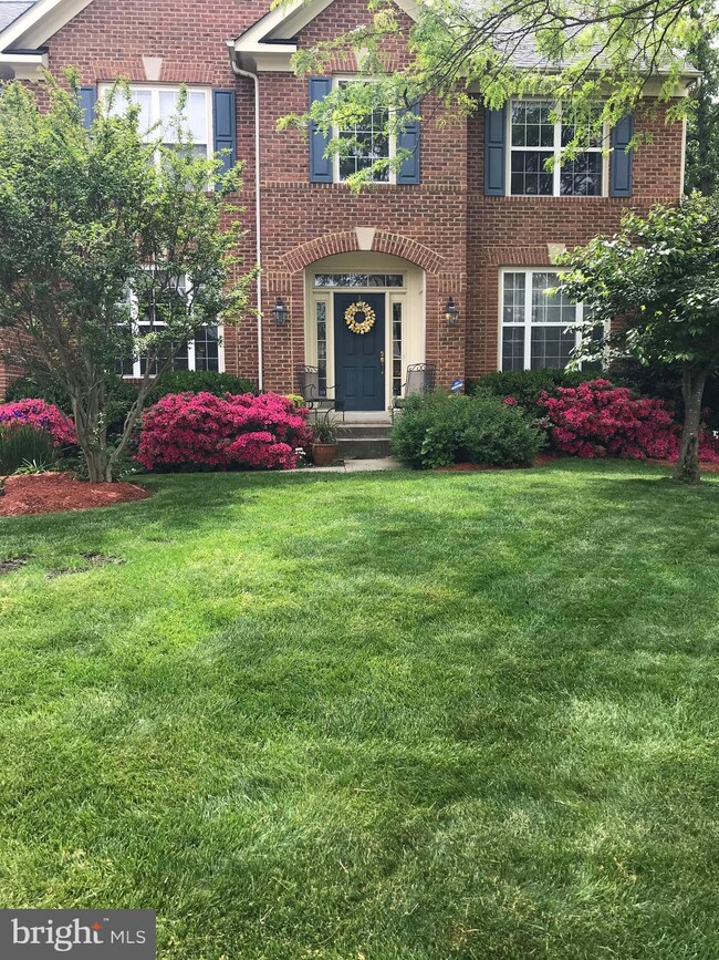 25784 Spectacular Run Place, Chantilly, VA 20152 - photo 2