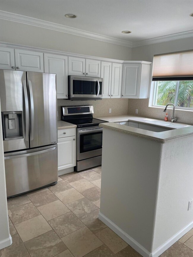 3057 Laurel Ridge Cir, Riviera Beach, FL 33404 - photo 4