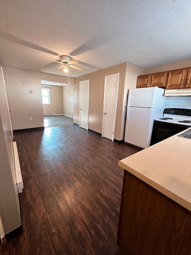 1081 New Haven Rd unit 4B, Naugatuck, CT 06770 - photo 3